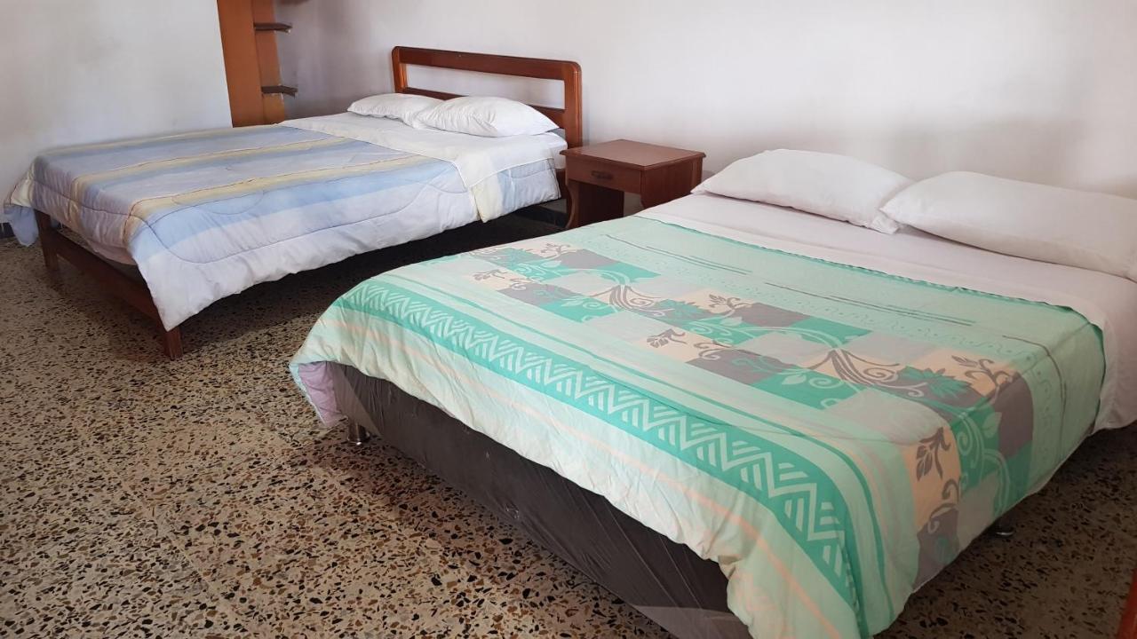 Balneario Chorillano Hotel Вилавиченцио Екстериор снимка