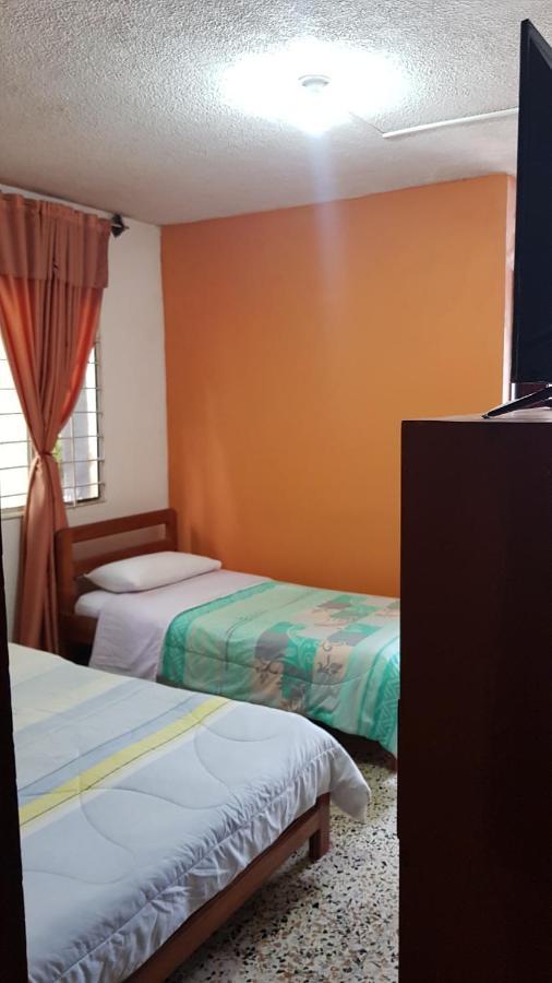 Balneario Chorillano Hotel Вилавиченцио Екстериор снимка
