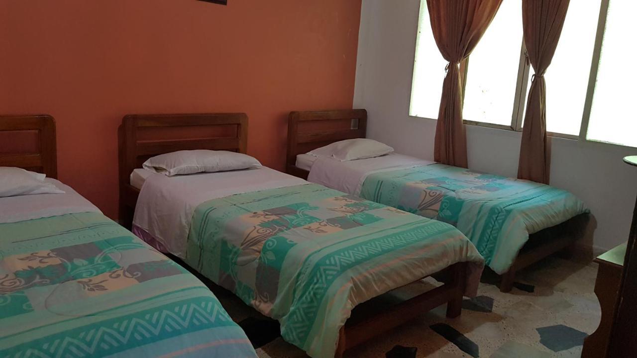 Balneario Chorillano Hotel Вилавиченцио Екстериор снимка